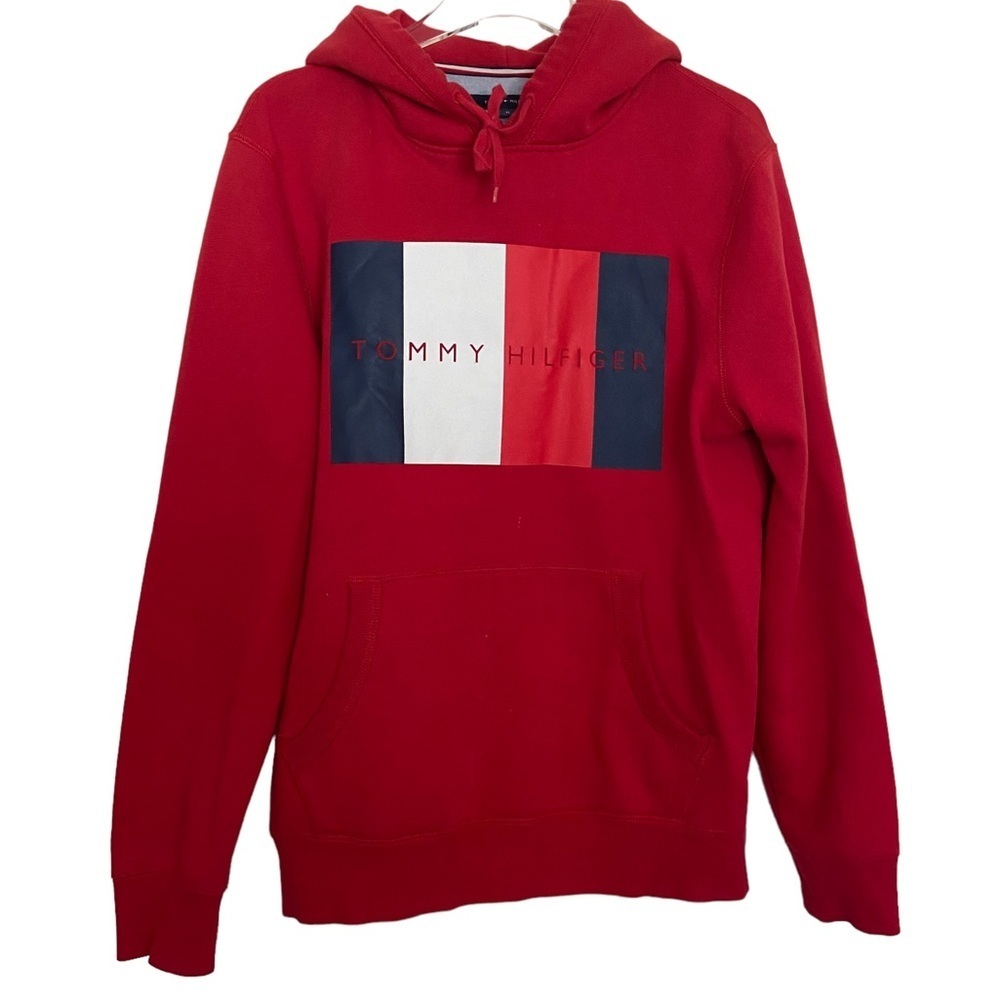 Tommy Hilfiger Red Long Sleeve Hoodie Sweatshirt Size Medium. Unisex